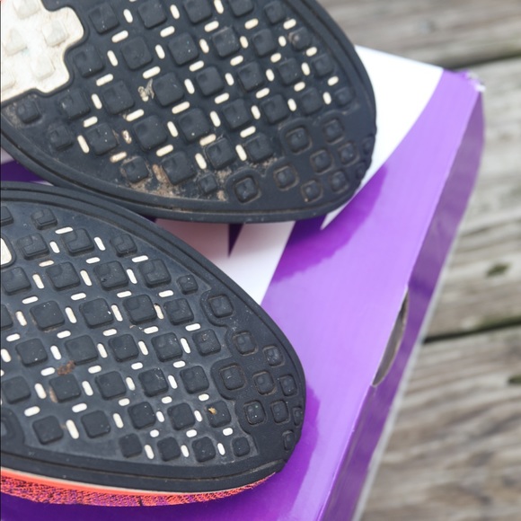 Nike Flyknit Racer Acia Berry Size 13 - Picture 8 of 10